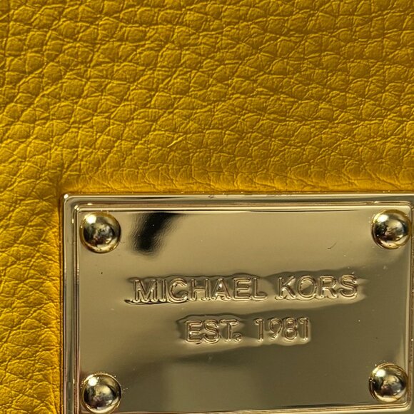 Michael Kors Citrus Yellow Pebbled Leather Small Flap Crossbody Bag - Picture 8 of 10